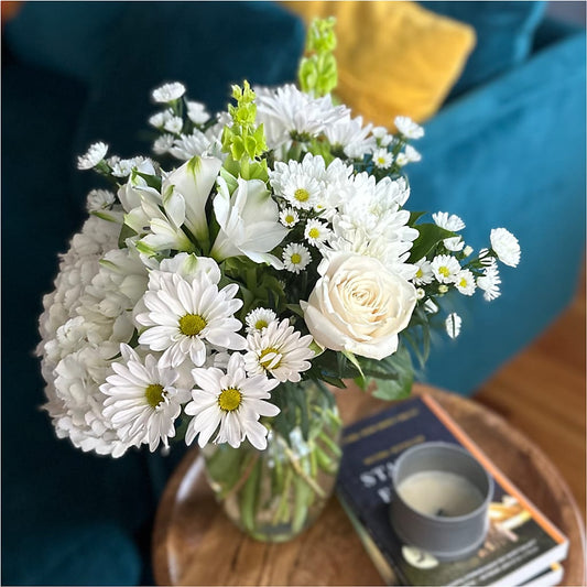 Classic Ivory – A Florist Original – JENNY'S FLOWER, Brooklyn NY