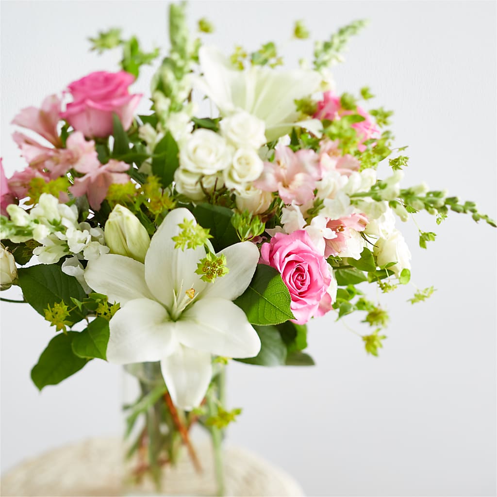 Fondly Bouquet – JENNY'S FLOWER, Brooklyn NY