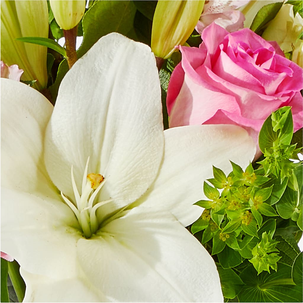 Fondly Bouquet – JENNY'S FLOWER, Brooklyn NY